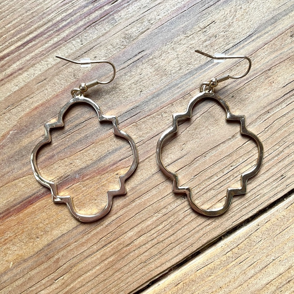 Gold earrings